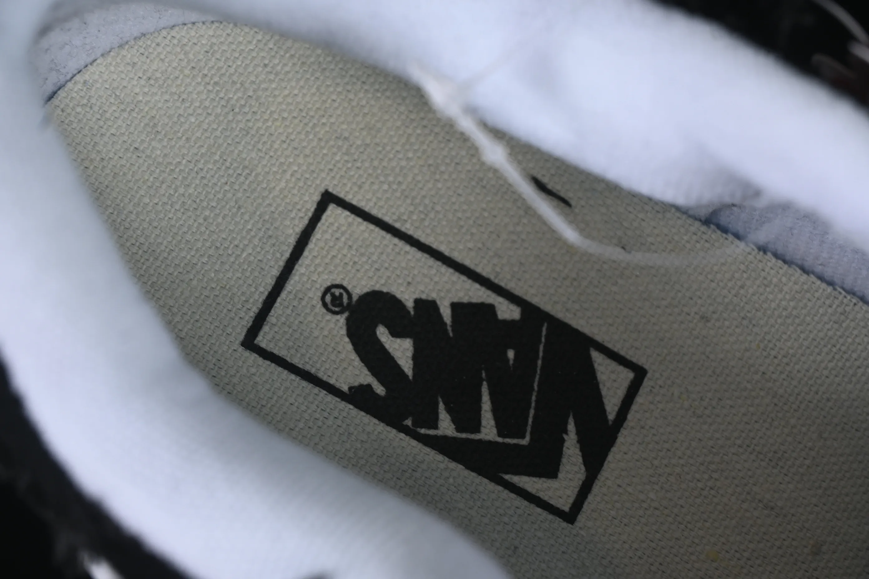 All categories Vans Vans series Vans Low Vans low-top Vans Knu Skool Vans denim rag low-top retro casual fat bread shoes VN0009QC6BT